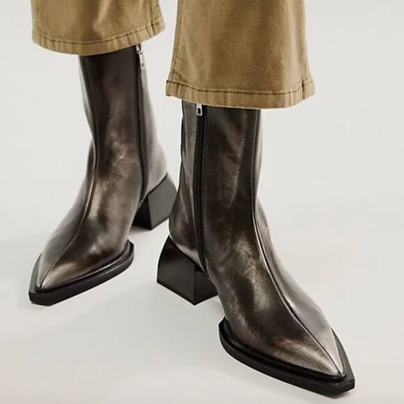 Vagabond Shoemakers Vivian Ankle Boot - Picture 4 of 6